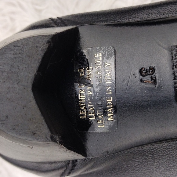 AGL Attilio Giusti Leombruni Black Leather Patent Fringe Toe Low Heel Pump Shoe - Picture 10 of 16